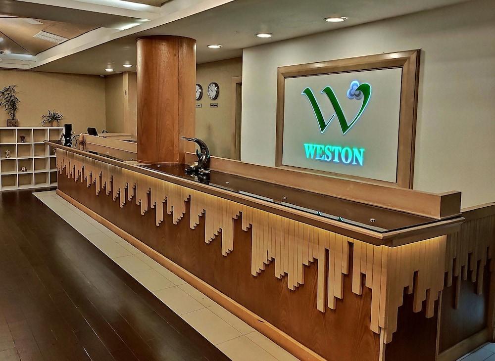 Weston Suites Hotel Santo Domingo Exteriör bild