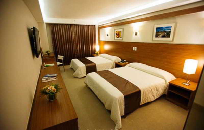 Weston Suites Hotel Santo Domingo Exteriör bild