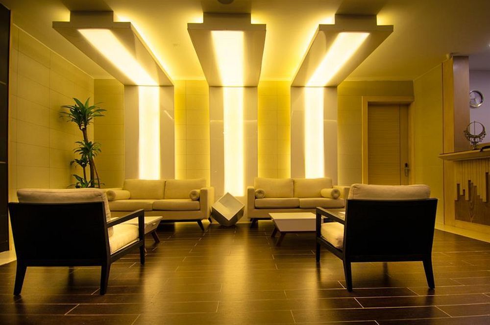 Weston Suites Hotel Santo Domingo Exteriör bild